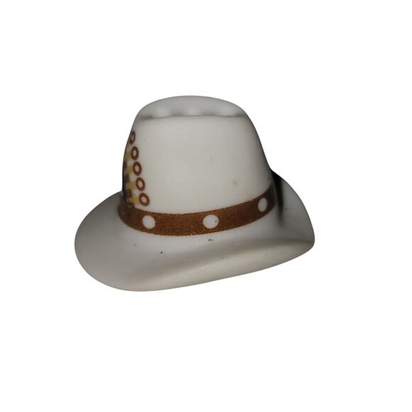 Vintage Collectible Western Cowboy Hat Thimble Porcelain Bone China T-3 - Picture 4 of 5